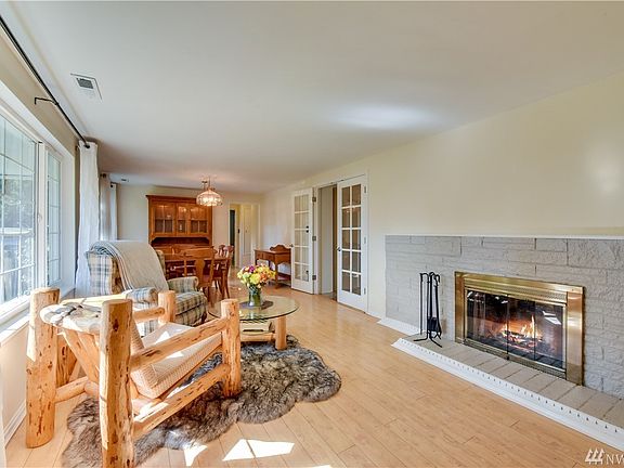 4th image of 2510 NE 168th St