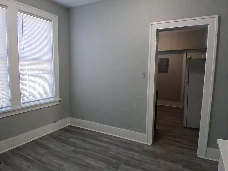 2384 Forrest Ave #D — Photo 5