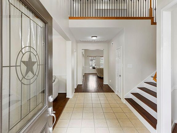 5th image of 11027 Hilltop Park Ln