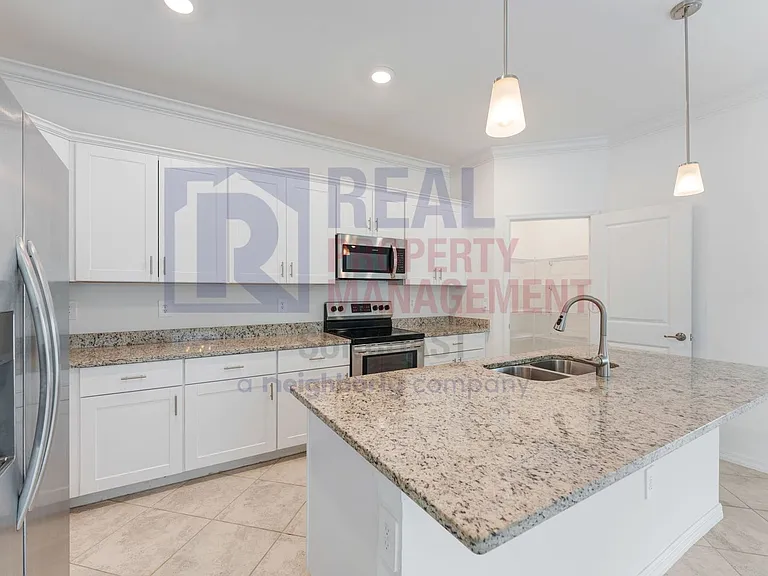 11160 Balfour St — Photo 10