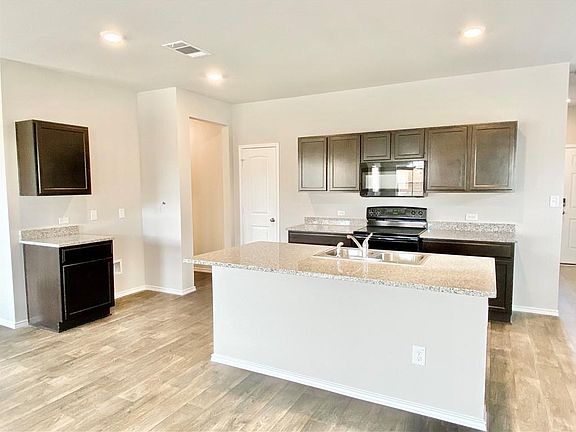 5th image of 15009 Siberian Elm Ln