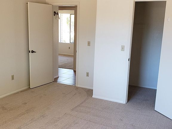 4th image of 4511 E Kelton Ln