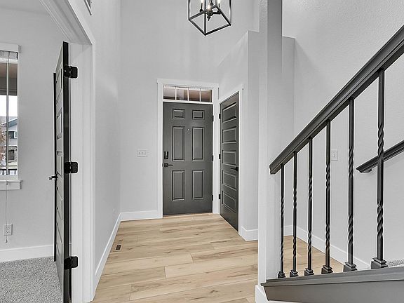 4th image of 6340 Spring Valley Rd