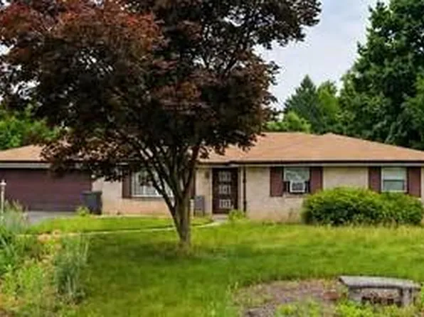1151 Kochenderfer Rd, Lebanon, PA 17046