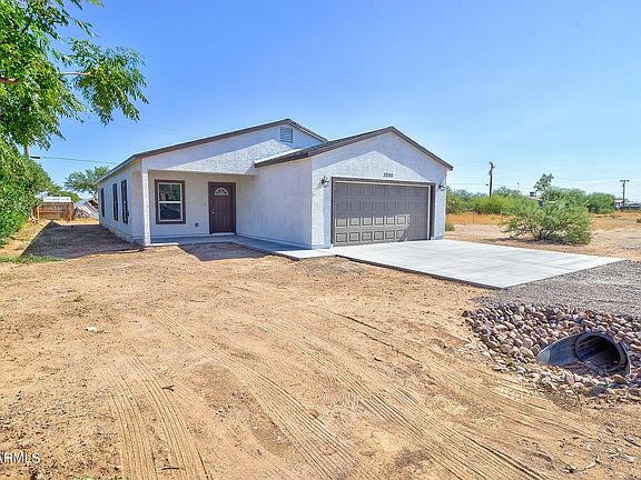 3rd image of 3200 W COLUSA Drive #17