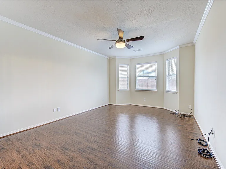 5007 Jade Cove Ct — Photo 22