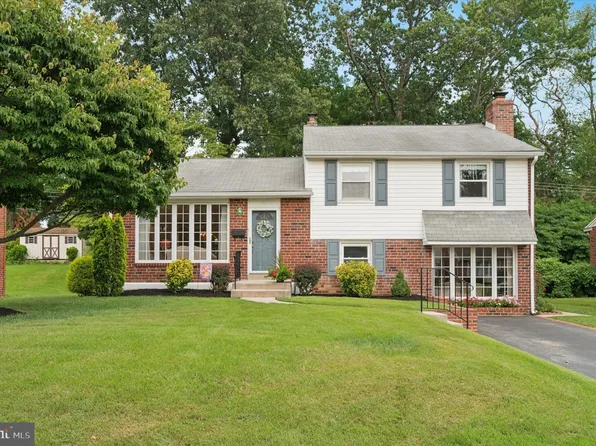 341 Rittenhouse Cir, Havertown, PA 19083