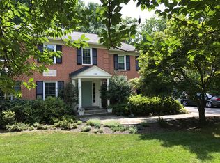 11320 Struttmann Ter, Rockville, MD 20852