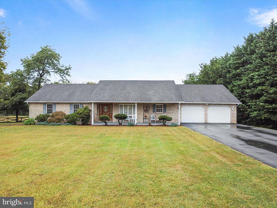 1st image of 350 Ashton Dr