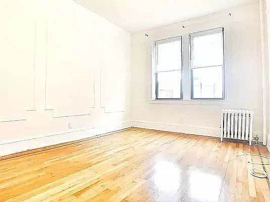 4th image of 30-14 29th St #1M