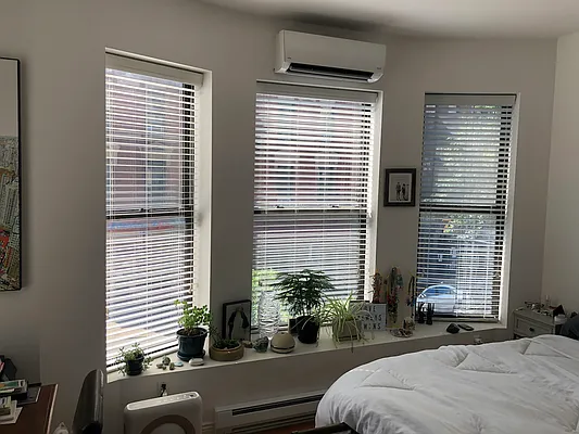 Rented by Avenue Sotheby's International Realty | media 13