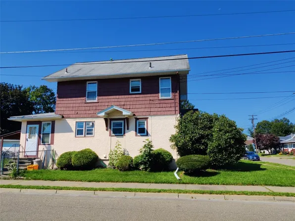 22 Union St, Johnson City, NY 13790