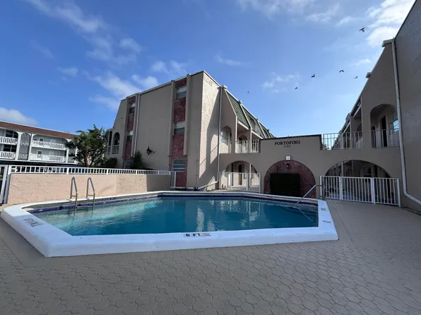 1100 SE 4th Ave, Deerfield Beach, FL