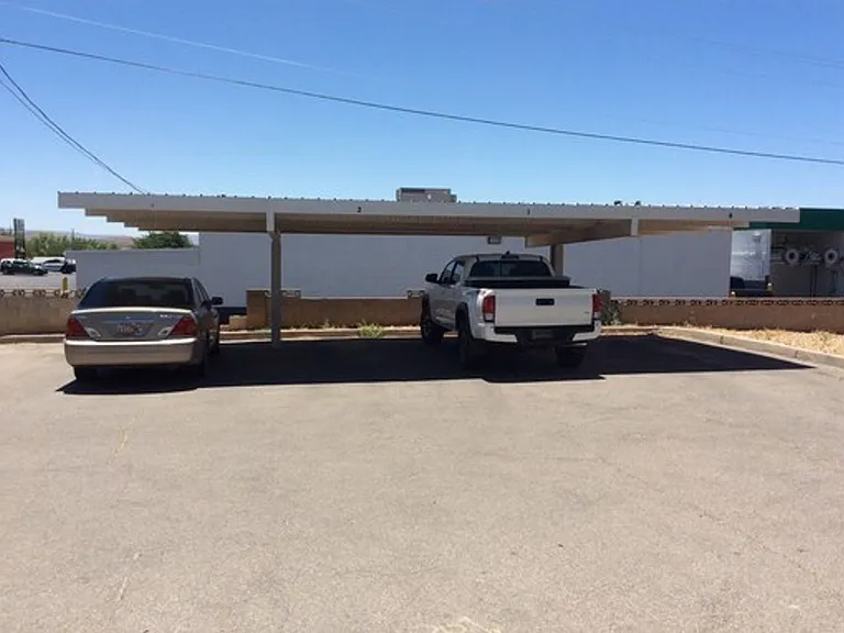 67 N 200 E #1-4 — Photo 11