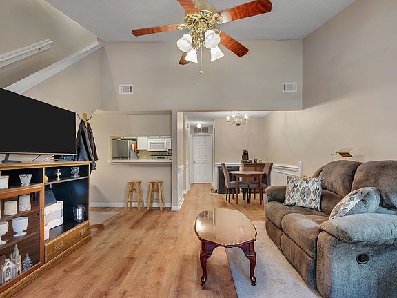 2nd image of 2308 Tina Dr