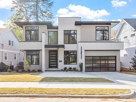 3rd image of 1213 Brookside Dr