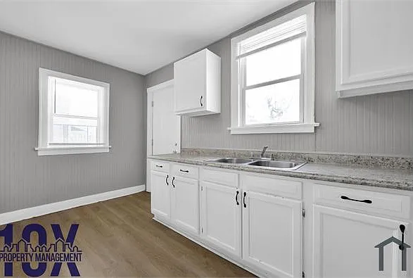 1097 21st Ave — Photo 14