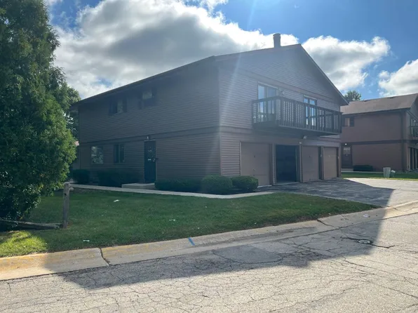 6970 North Raintree COURT #D, Milwaukee, WI 53223