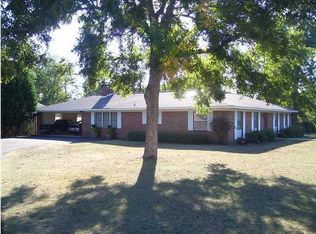 72 Arbor Cir, Camden, AL 36726