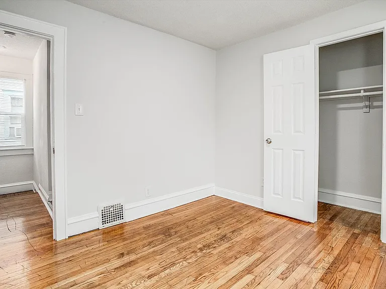 3817 S Benton Ave — Photo 16