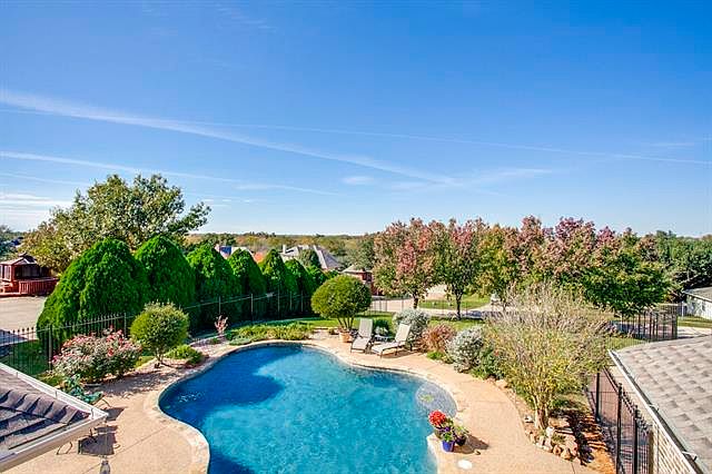 1st image of 1813 Palomino Dr