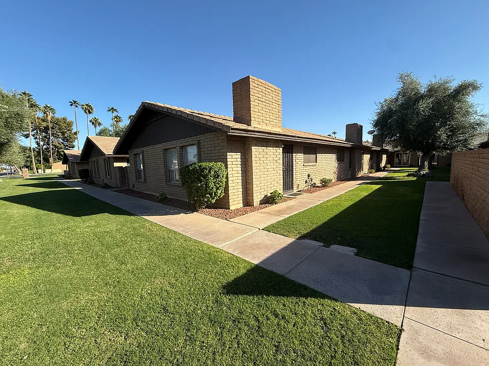 2015 E Southern Ave #22