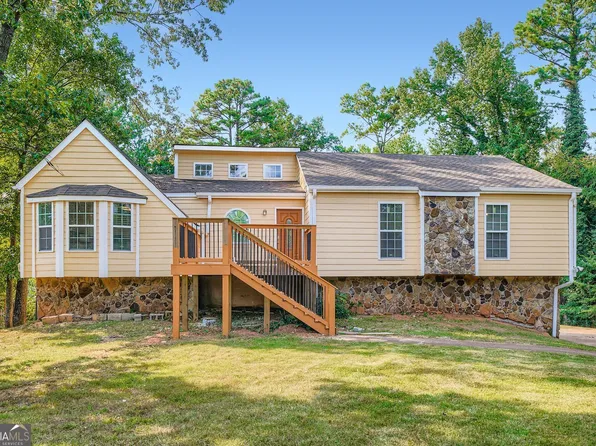 740 Post Road Trce, Stone Mountain, GA 30088