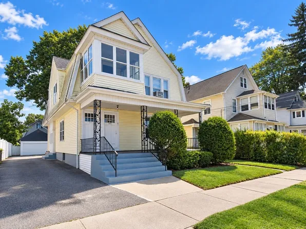 43-45 Gold St, Springfield, MA 01107