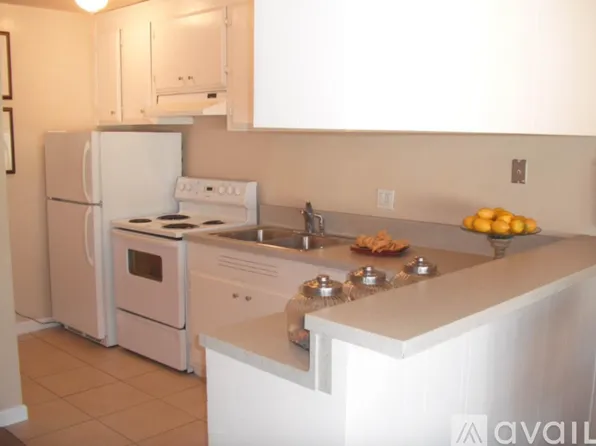 4031 Park Center Ln APT B, Fremont, CA 94538
