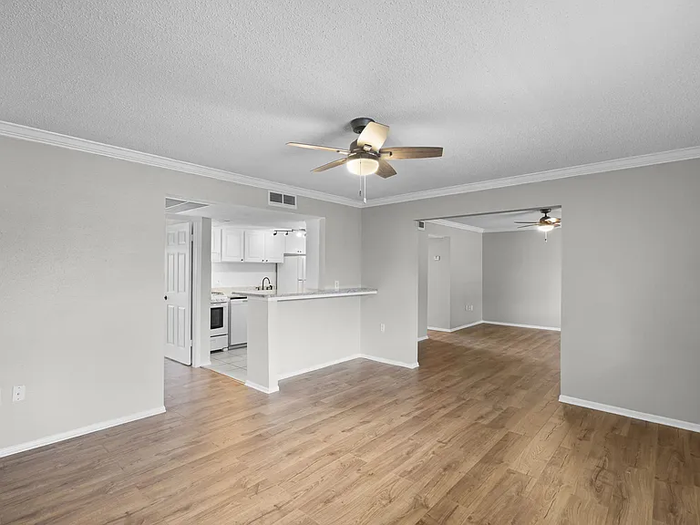 136 Blue Point Way — Photo 9