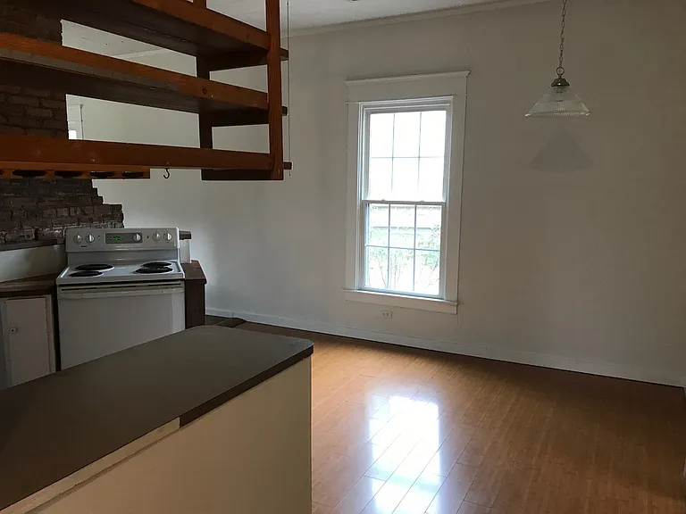 202 Maple Ave #B — Photo 5