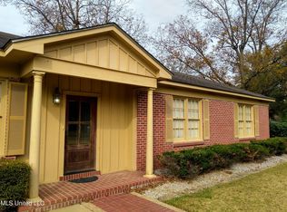 611 Magnolia Dr, Indianola, MS 38751