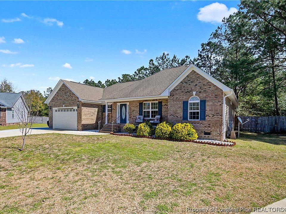 1709 Secretariat Pl, Hope Mills, NC 28348 Zillow