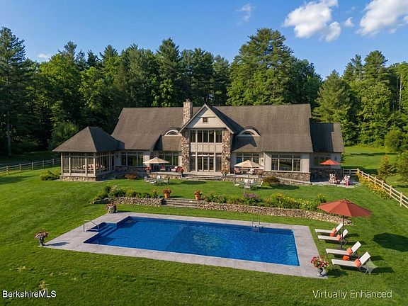 5th image of 27 Hemlock Hill Rd