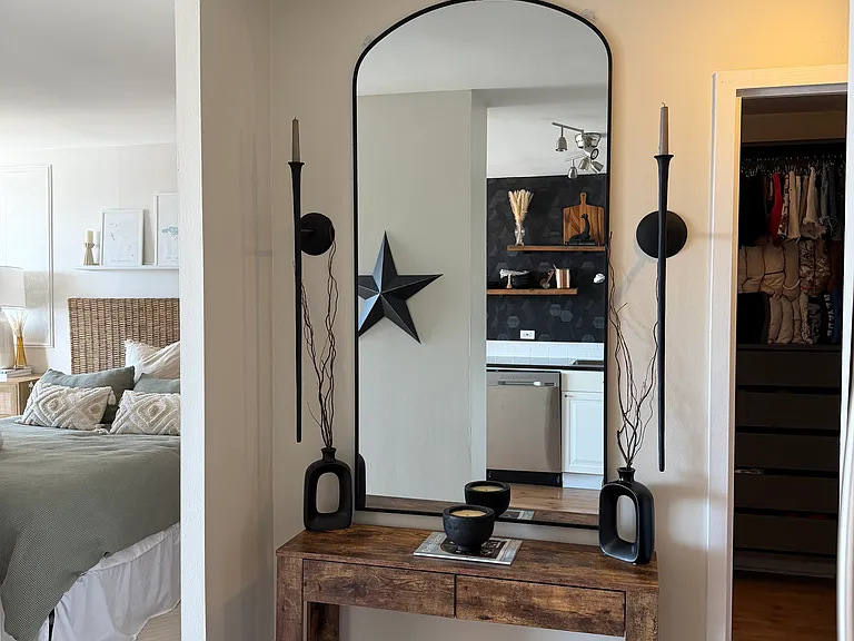 1540 N La Salle Dr #806 — Photo 6