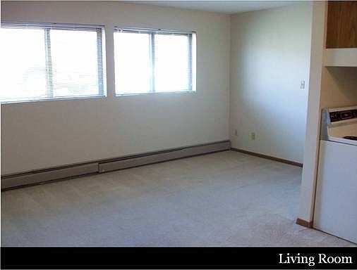 2nd image of 1530 44th St APT 3