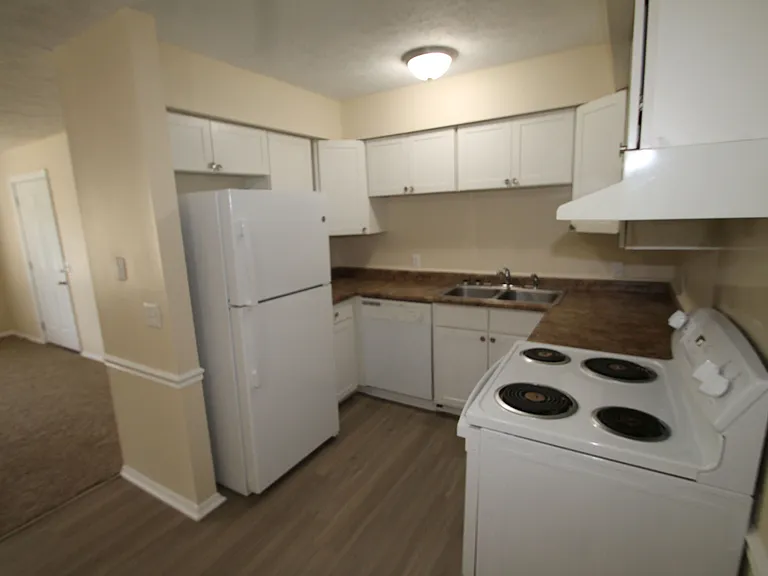 425 Tibet Ave #G — Photo 6