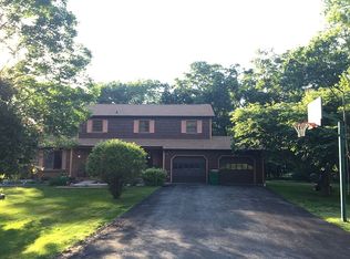 21 Dogwood Rd, Hopewell Junction, NY 12533