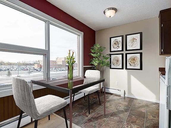 3rd image of 233 Bradbrooke Dr #18