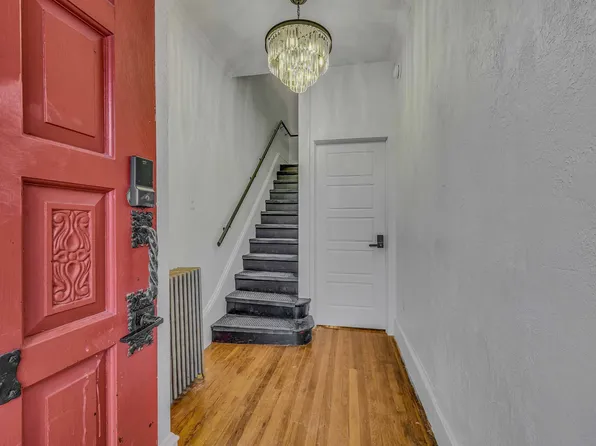 14 Wyoming St APT B, Carbondale, PA 18407