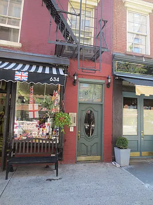 Rented by Waverly Realty Associates | media 10