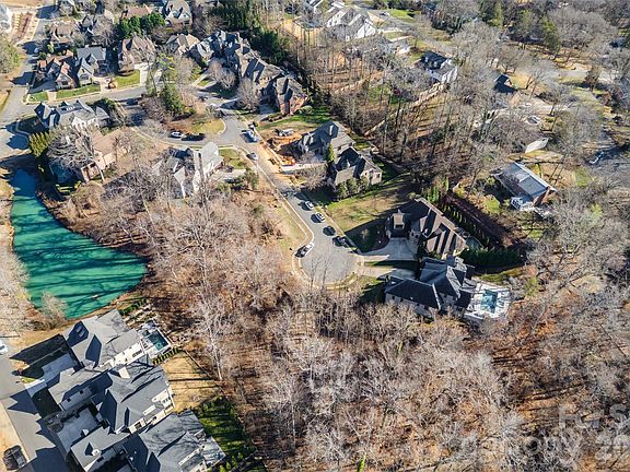 2nd image of 1024 Dacavin Dr