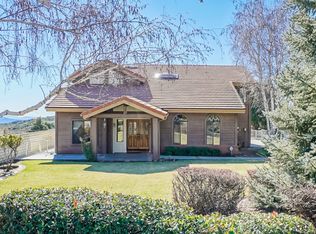 13654 Scenic Crest Dr, Yucaipa, CA 92399