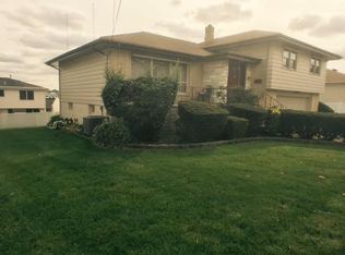 8 Schultz Pl, Secaucus, NJ 07094