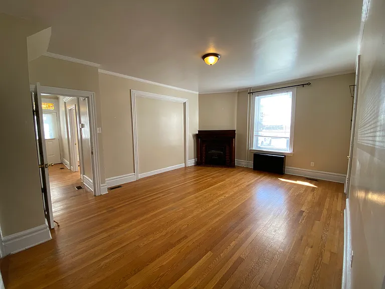 25 E North St — Photo 7