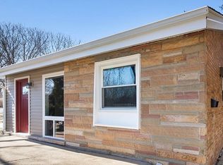 1105 59th St, Downers Grove, IL