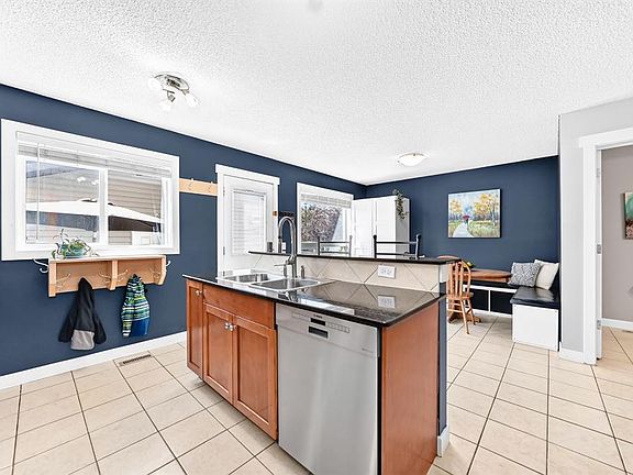 3rd image of 278 N Luxstone Way SW