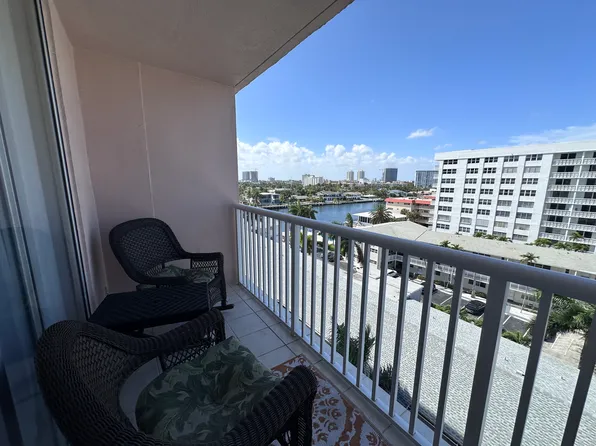 3161 S Ocean Dr, Hallandale Beach, FL