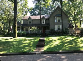 1010 W Tree Dr, Collierville, TN 38017