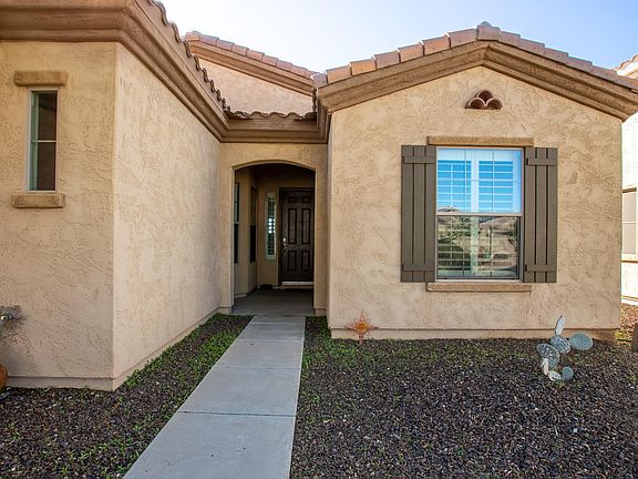 4th image of 4673 E Blue Spruce Ln